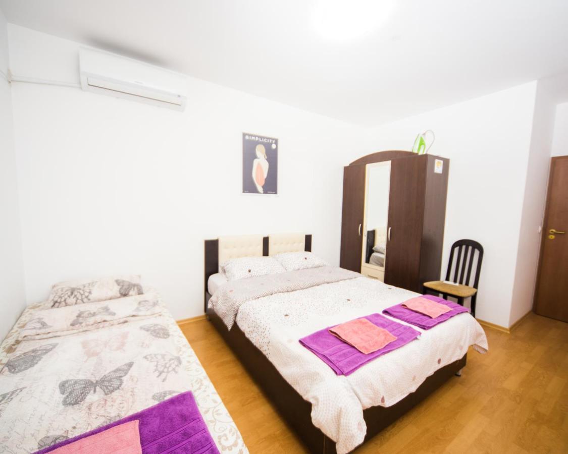 Super Center - Apartment On "Kiril & Metodi" Square Burgas Exterior photo
